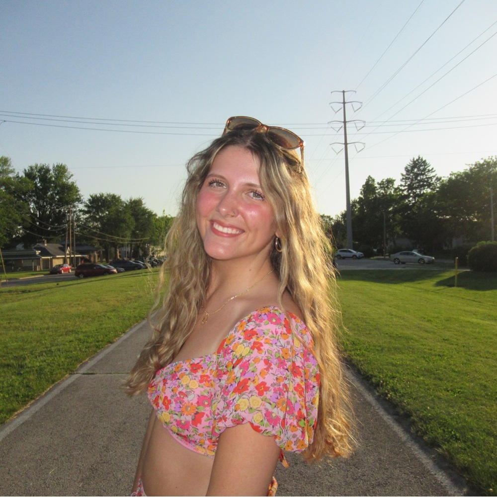 Meet your Posher, Saylor